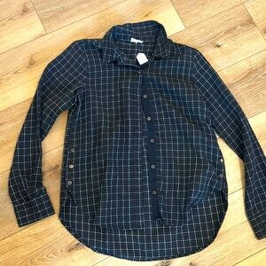 Hem & thread plaid size small